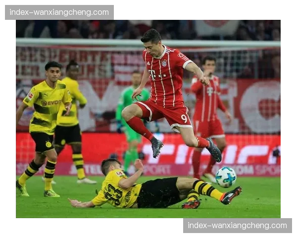 拜仁主场迎战多特,国家德比或将决定本赛季冠军归属 拜仁主场迎战多特,国家德比或将决定本赛季冠军归属